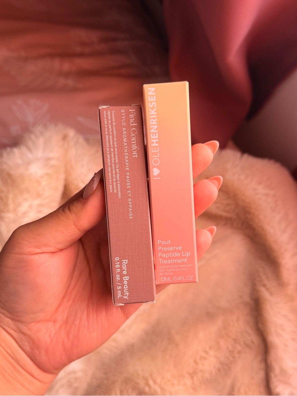 OLEHENRIKSEN x RARE BEAUTY Set | Peach Glaze & Aromatherapy Pen